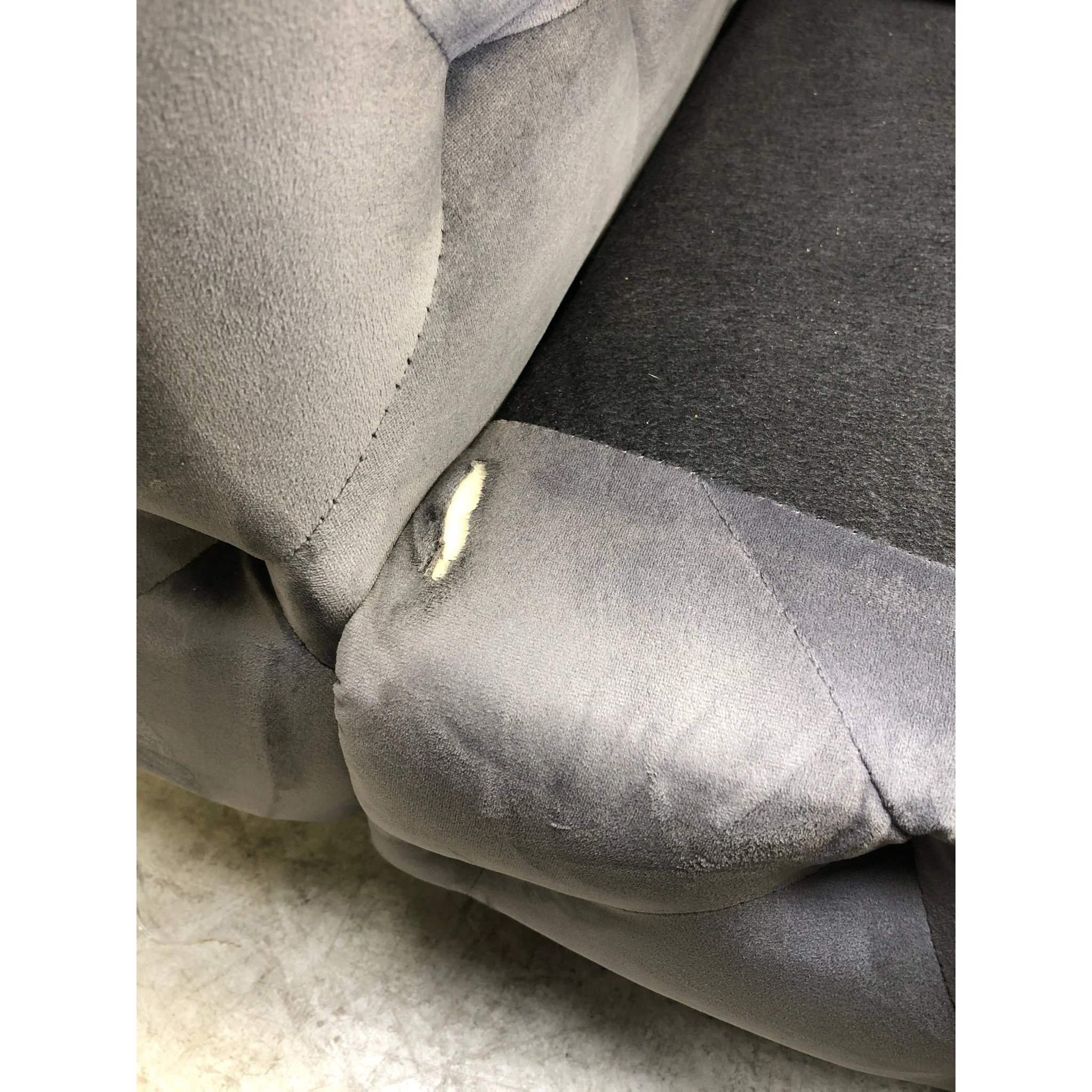 Bella 3-seter sofa fra A-Møbler, mørk grå velour - Image 3