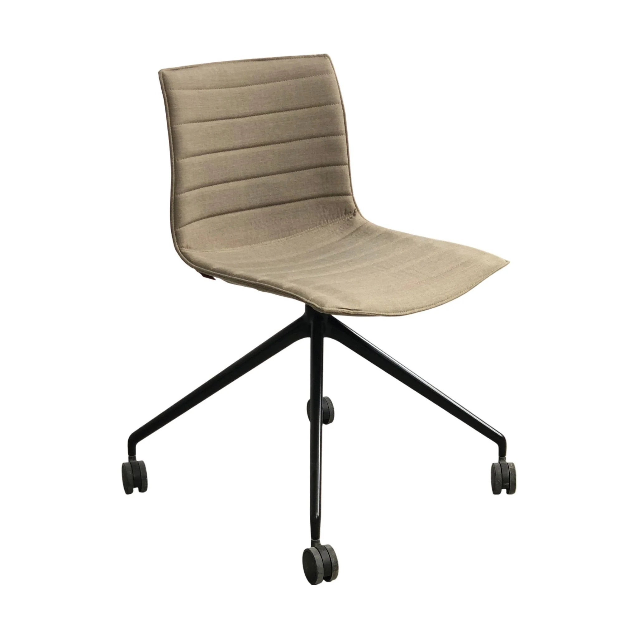 Catifa 46 møteromsstol fra Arper, beige, på hjul - Image 3