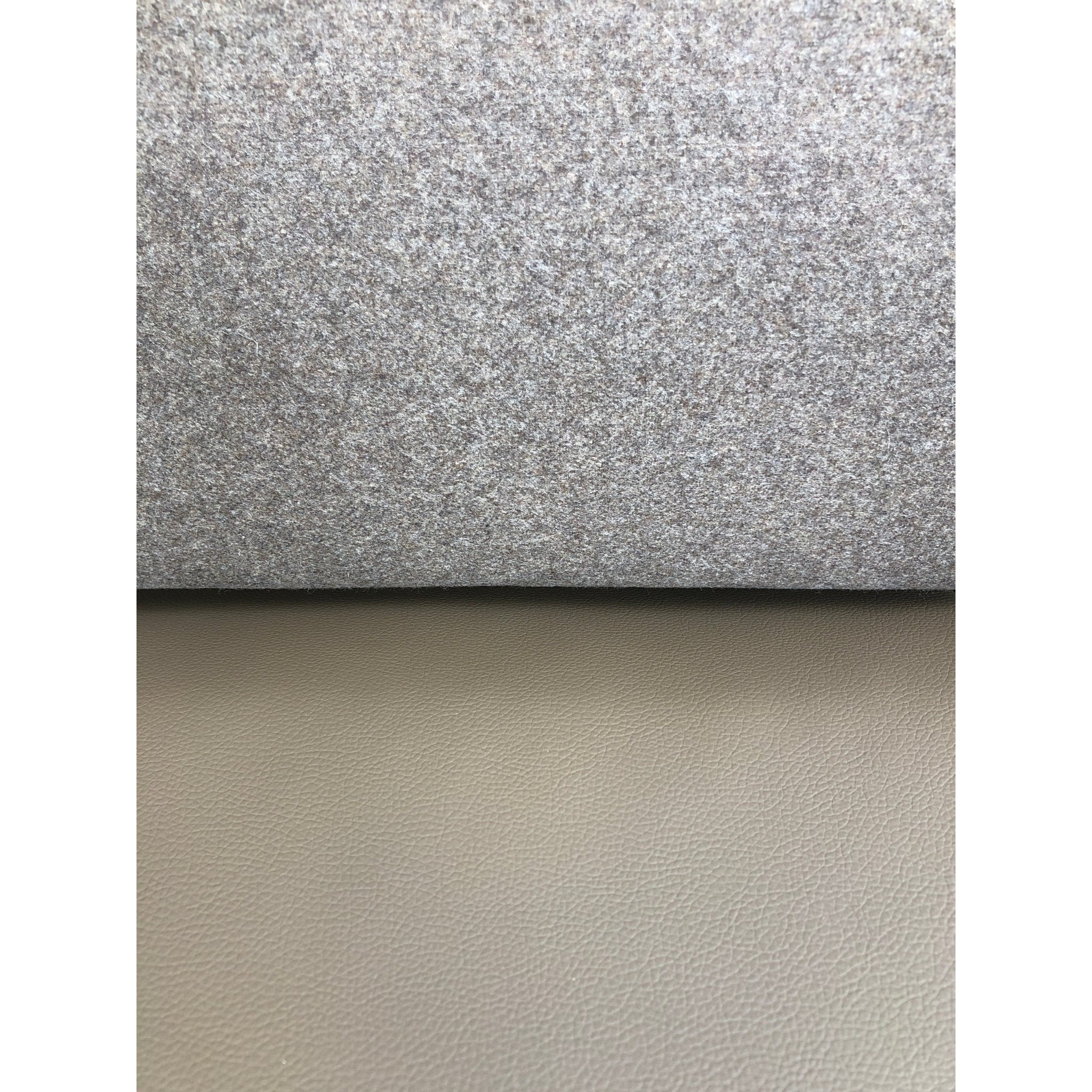 Eon 2-seter sofa fra VAD, ullstoff og skinn - Image 3