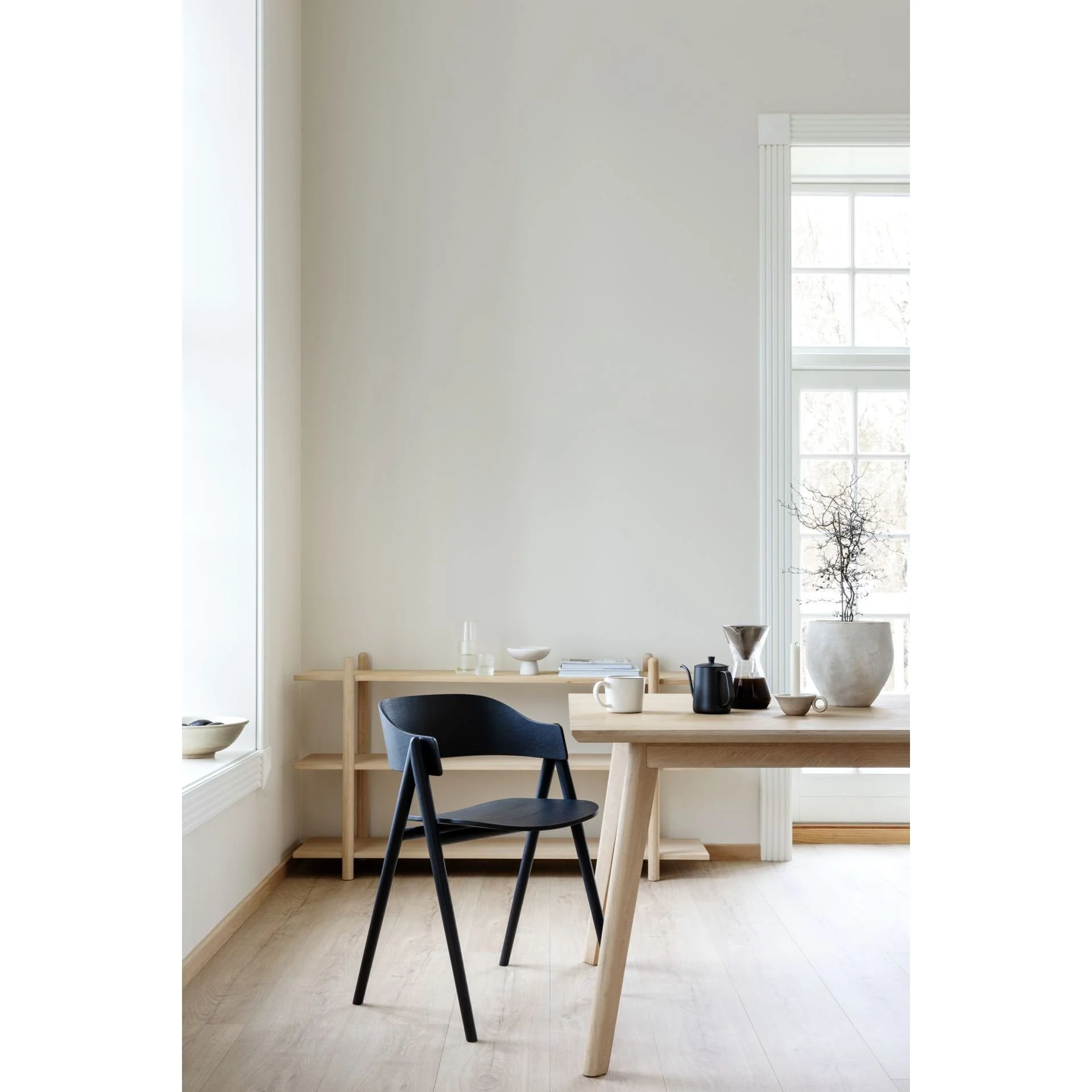 Hennie spisestol fra Kid, svart eik - Image 2