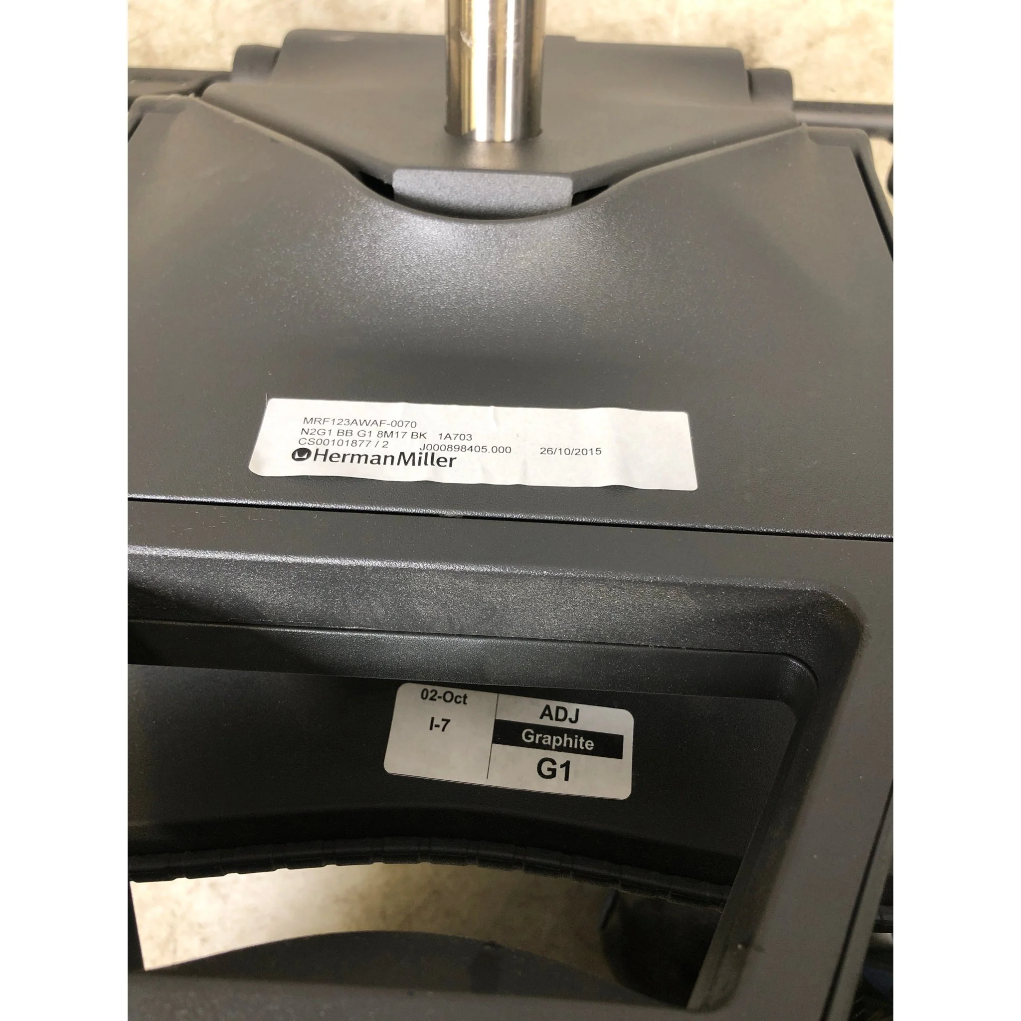 Herman Miller Mirra 2 kontorstol i Graphite - Image 5