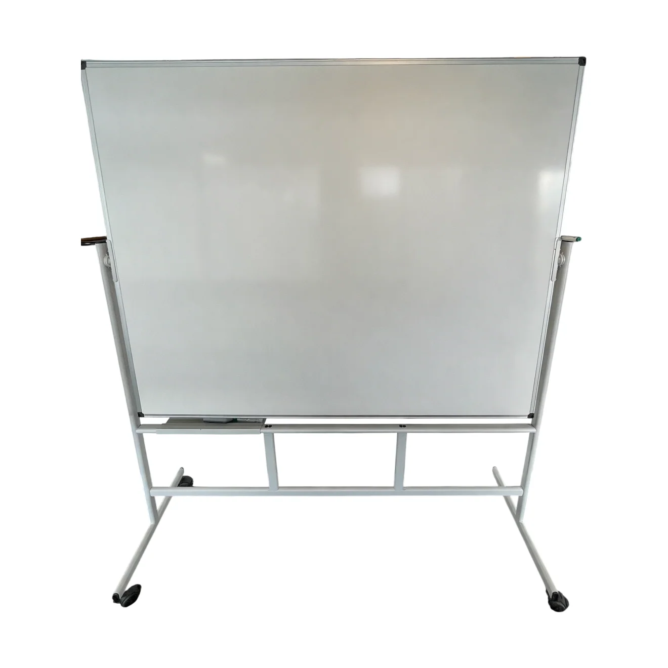 Hvit roterbar whiteboard med låsbare hjul, 160x60x180 cm