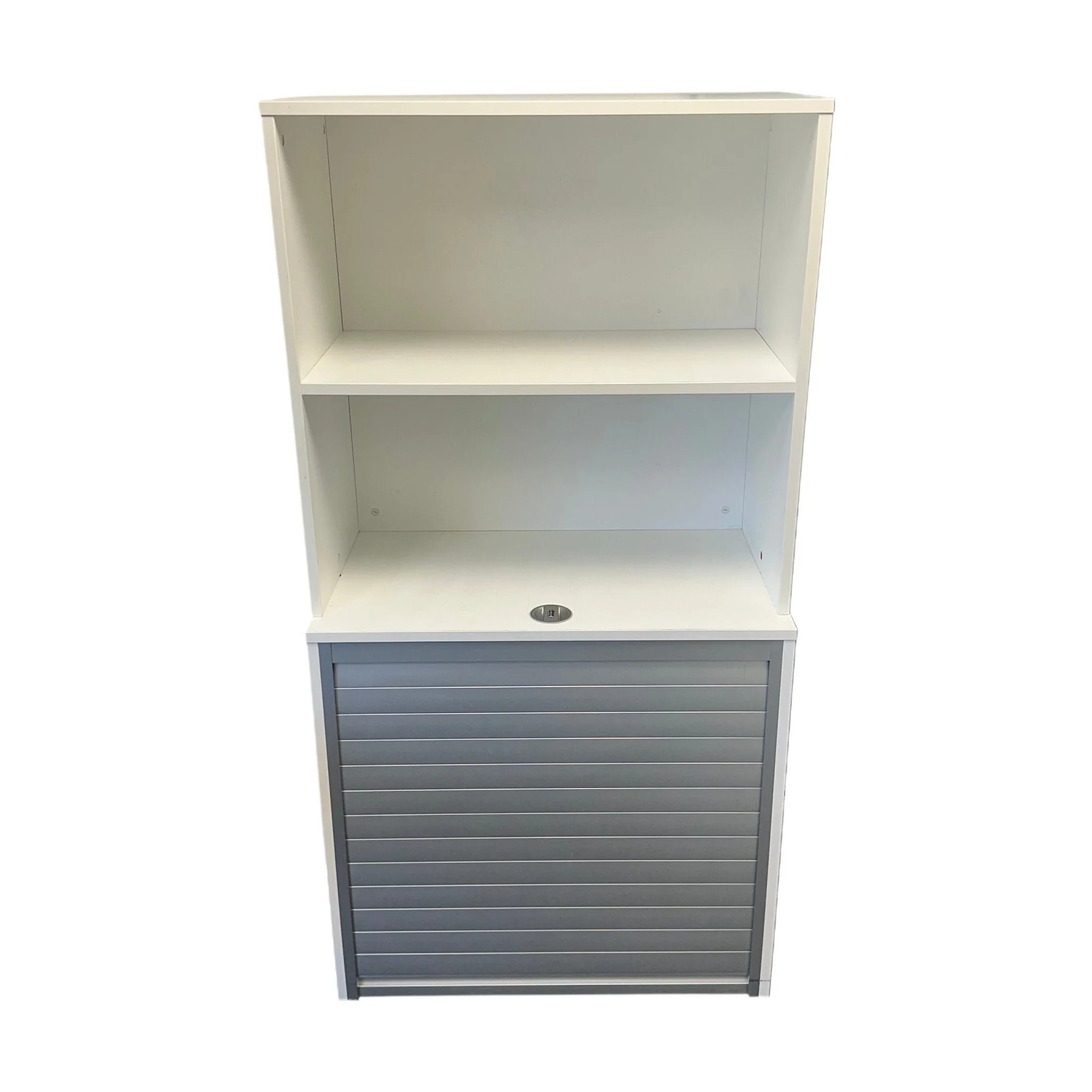 Hylle fra IKEA, hvit, med rullegardin