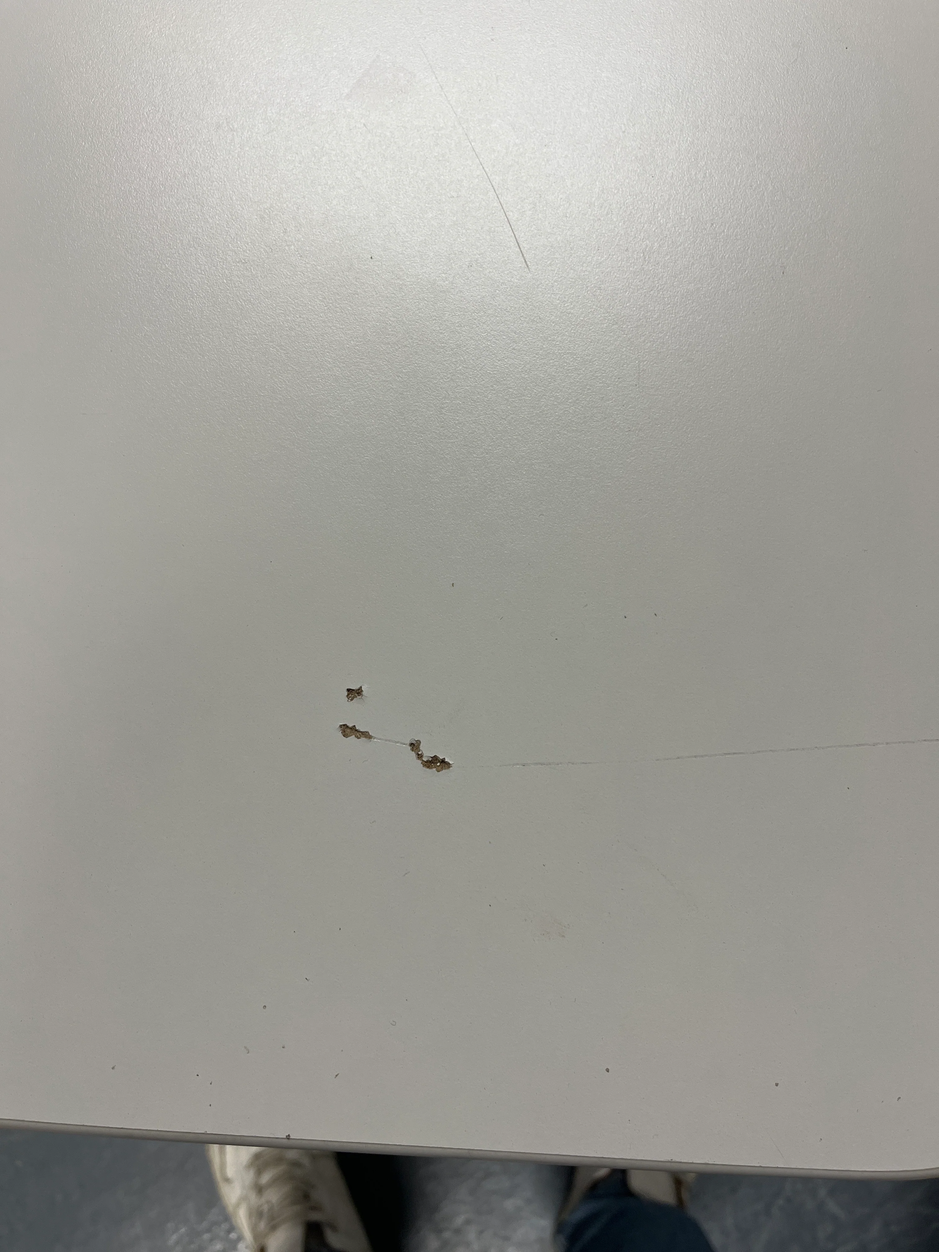 IKEA Bekant skrivebord m/ høyresving - Image 5