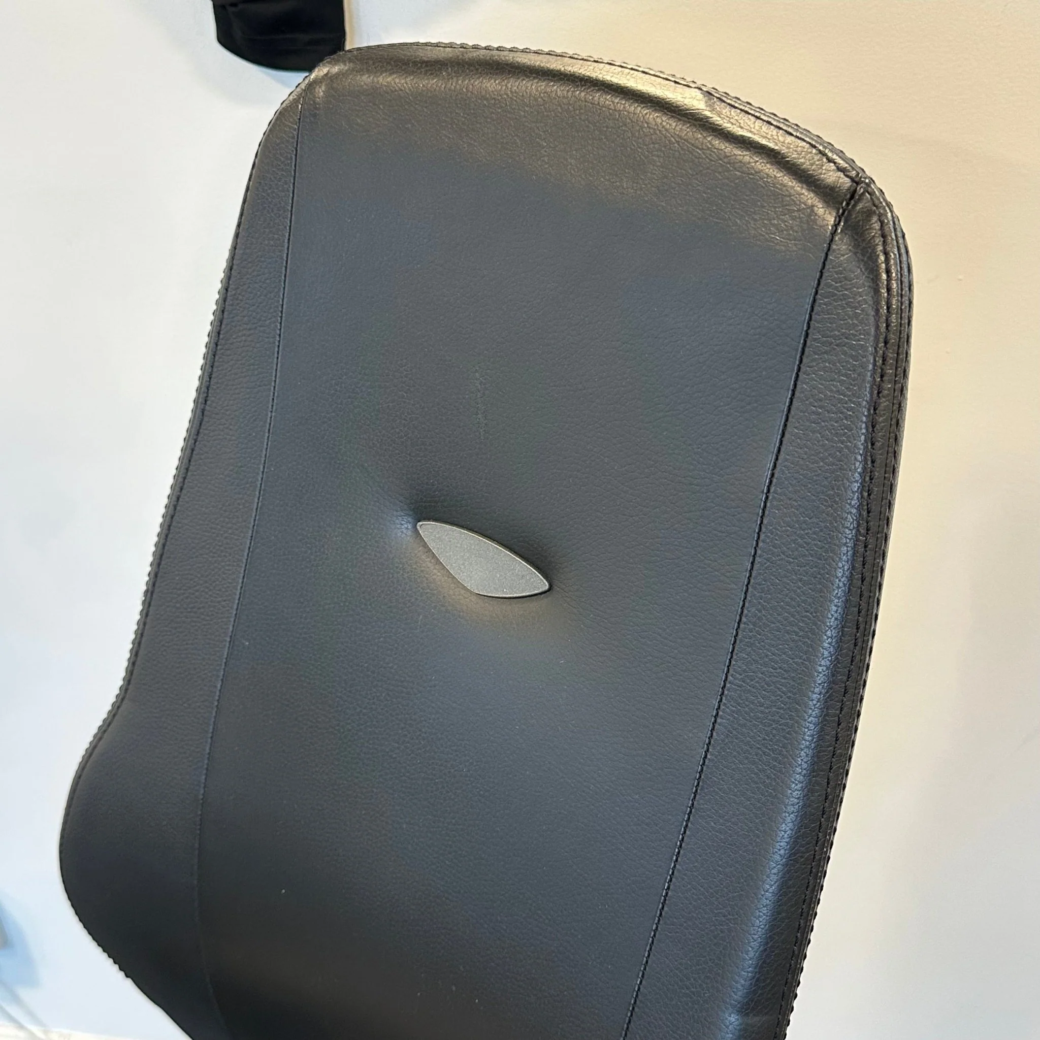 Kinnarps Synchrone 8000 kontorstol, sort skinn - Image 7