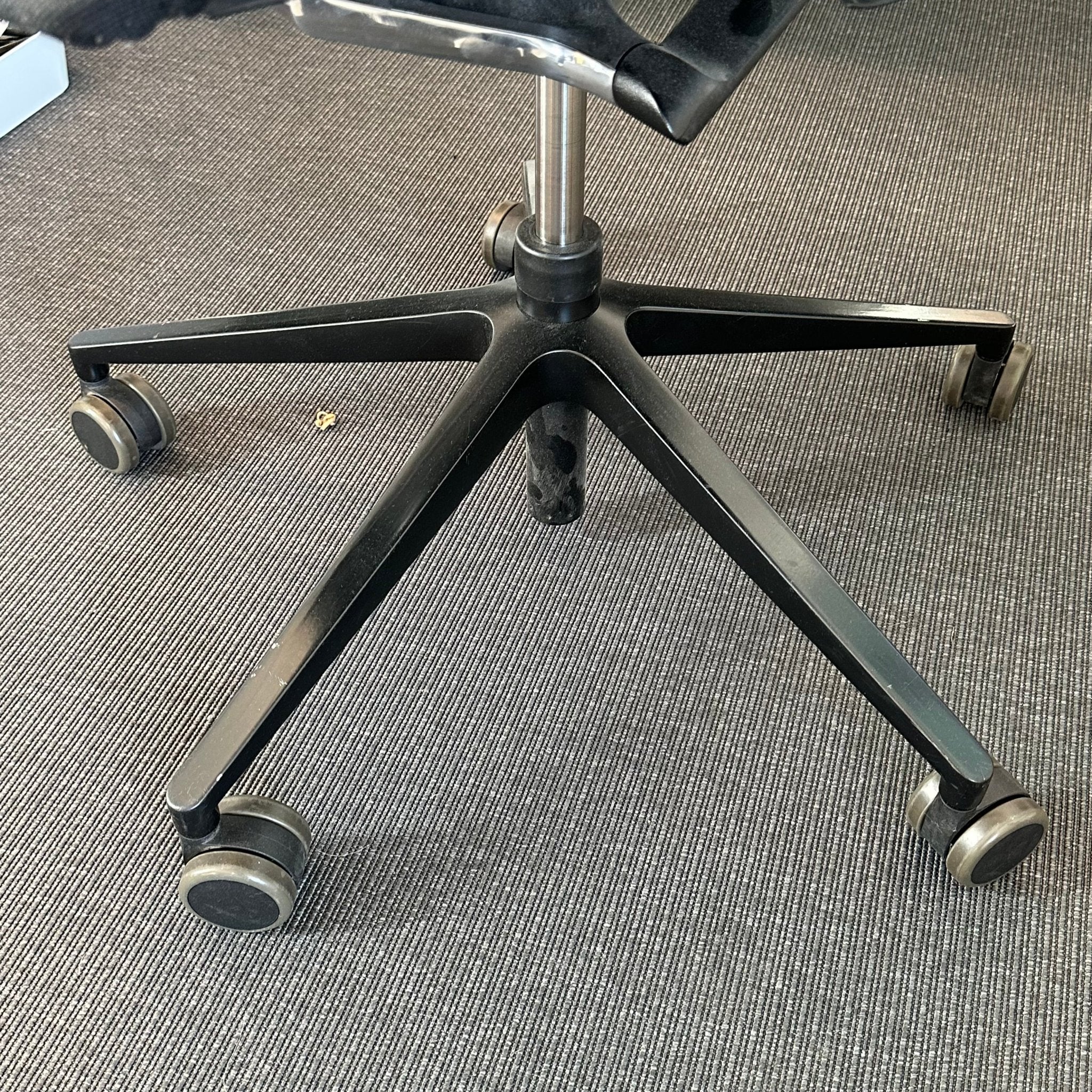 Sitag Ego kontorstol med ergonomisk rygg og nakkestøtte - Image 6