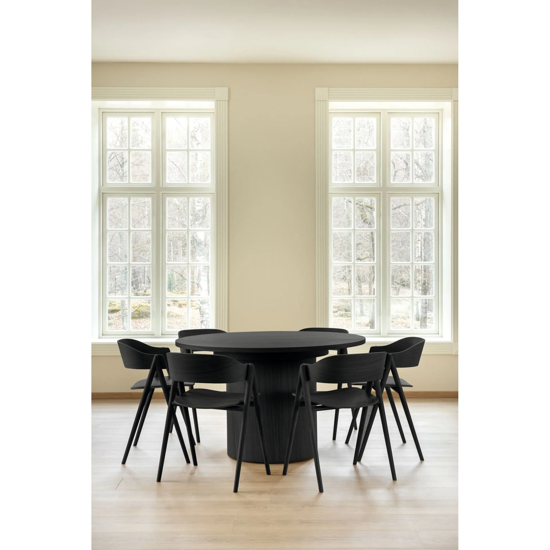 Mie spisebord svart - ø 127 cm fra Kid - Image 4
