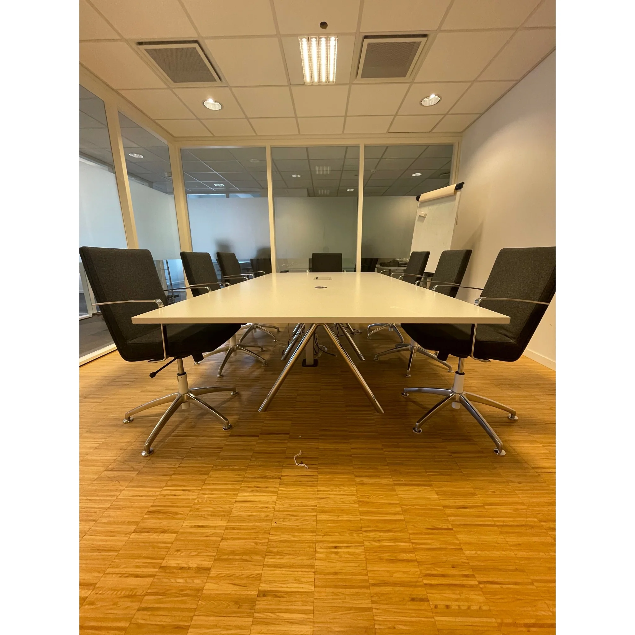 Møtebord fra EFG, lys grå laminat, 260x140 cm - Image 2
