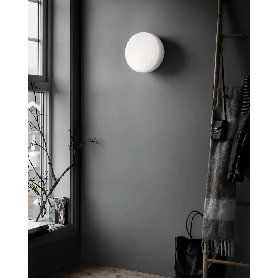 Over Me D20 bordlampe fra Northern, mørk grå - Image 3