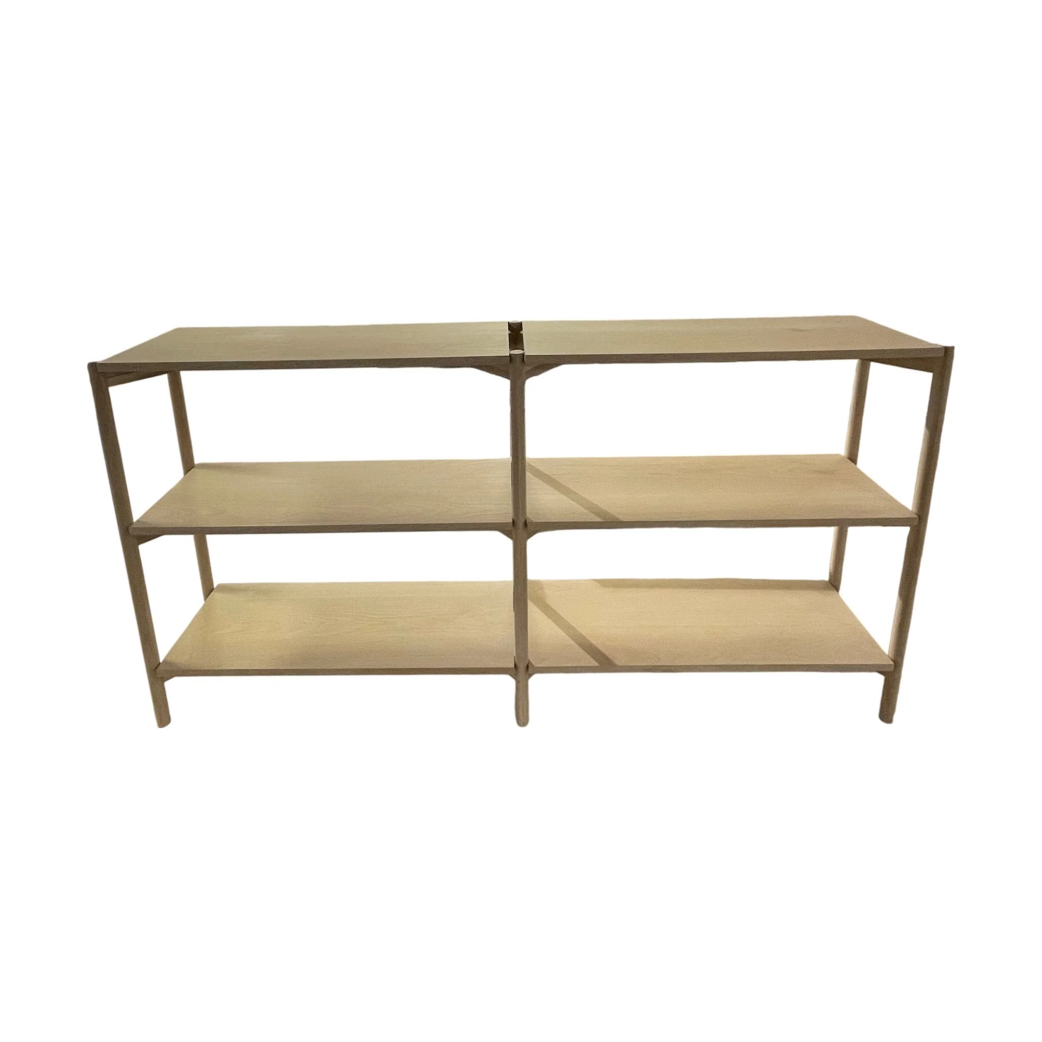 Oxford hylle fra A-Møbler, hvitoljet eik, 169x30x88,5 cm