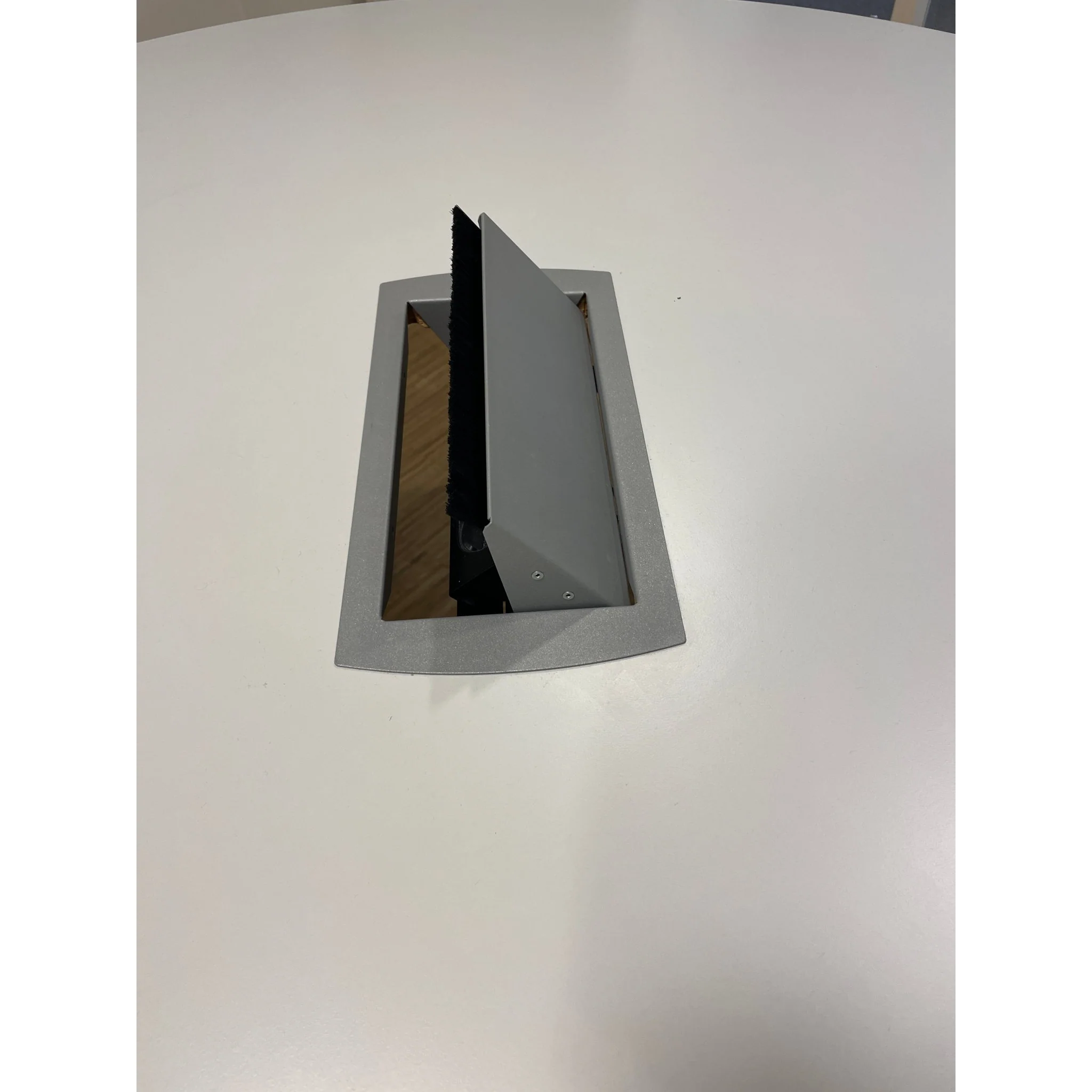 Rundt møtebord fra EFG, lys grå, 160x160 cm - Image 6