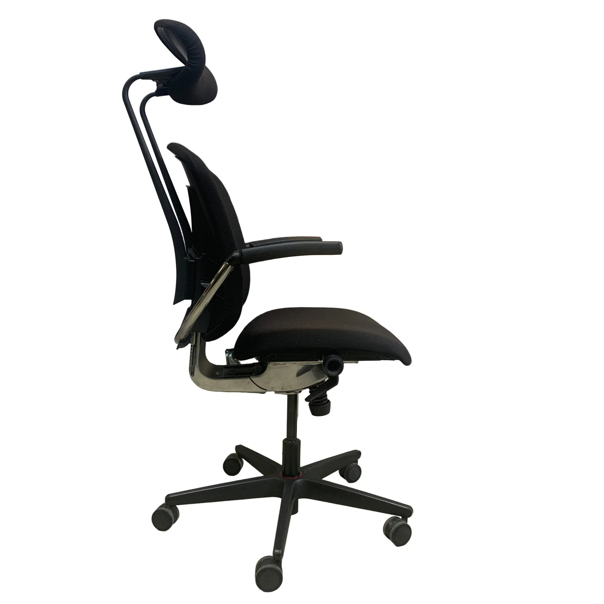 Savo Maxikon kontorstol - Image 3