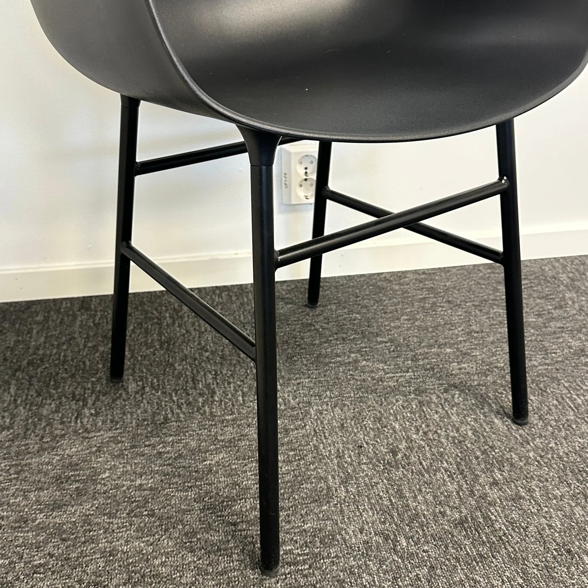 Spisestol fra Normann Copenhagen, svart - Image 5